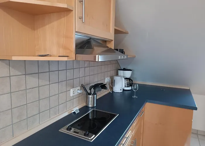 Schoene In S-bahn-naehe Appartement *